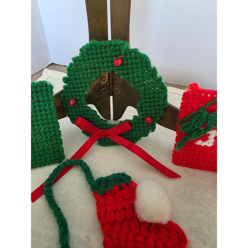 Vintage Christmas Ornaments Handmade Needlepoint Wreath Candy Cane Ice Skates‎